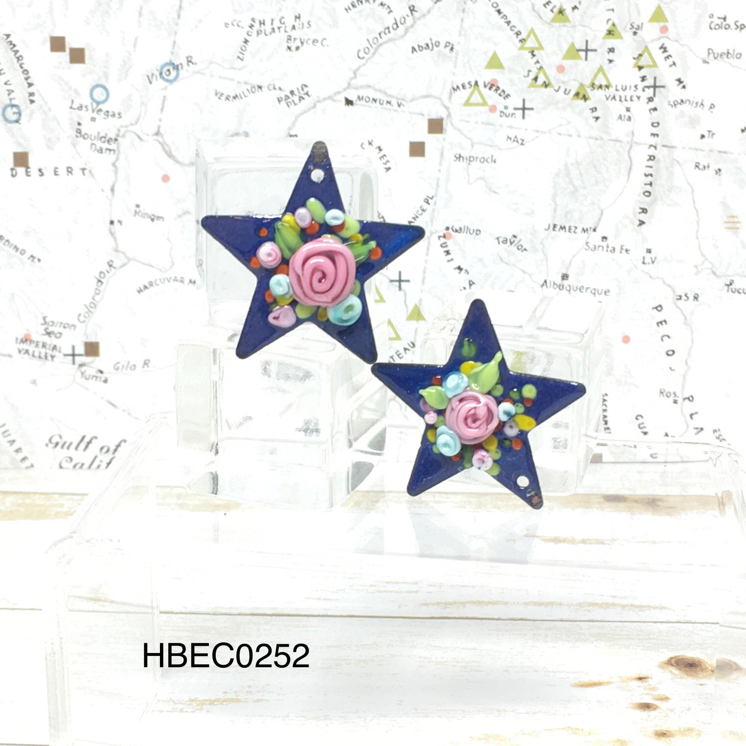 Purple Stars w/Rosettes and Flowers (pair)